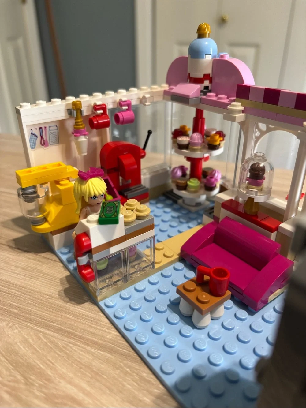 Retired LEGO Friends Cafe & Food Bundle-4 sets!
